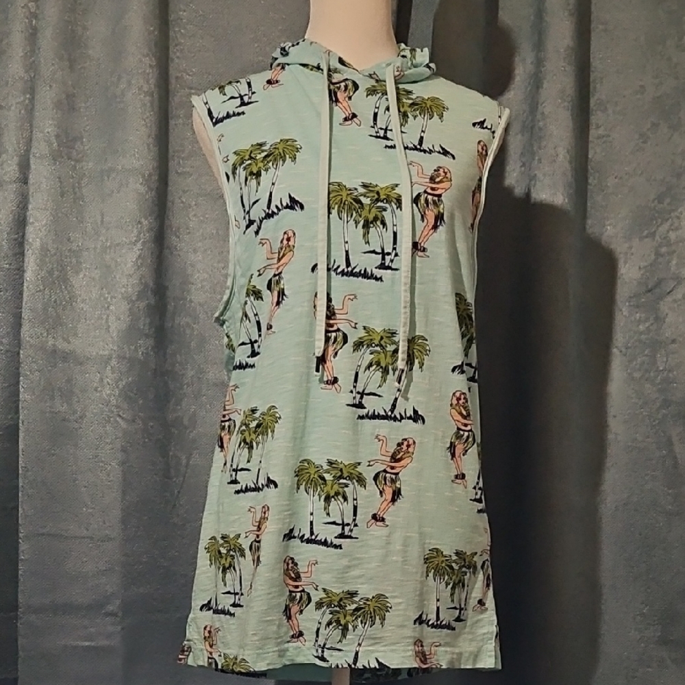 Red Camel Blue Green Sleeveless Muscle Tee